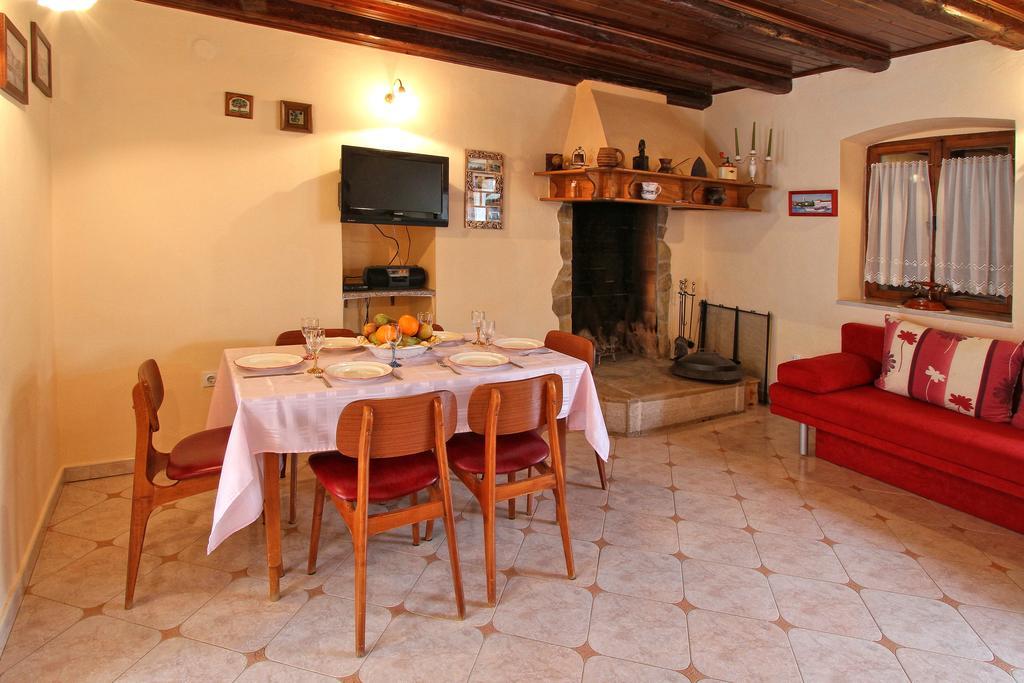 Holiday Home Marko Funtana Exterior foto